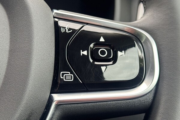 Used Volvo XC60 2024 for sale - 75558682: Photo 12