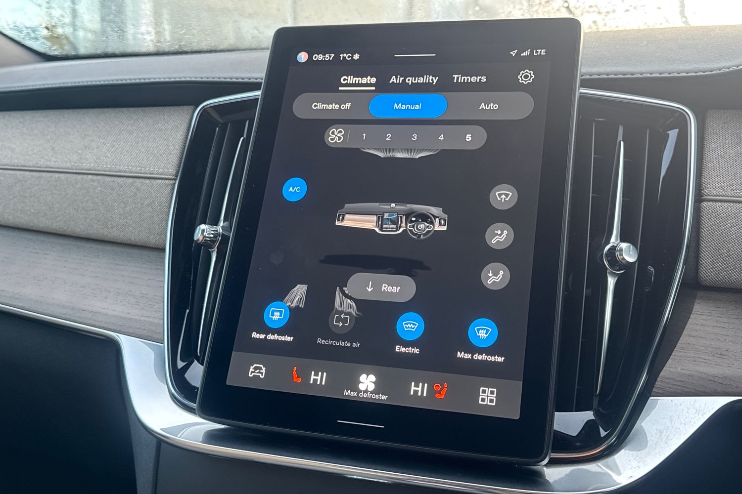 Used Volvo XC90 2025 for sale - 77115988: Photo 24