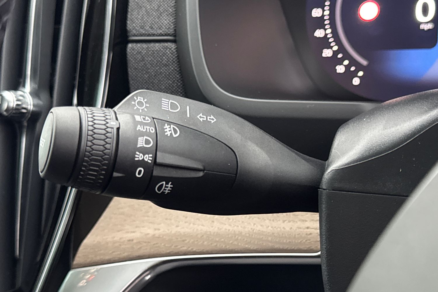 Used Volvo XC90 2025 for sale - 76796366: Photo 32