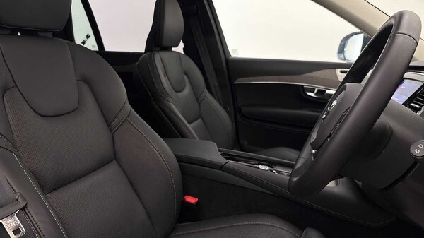 Used Volvo XC40 2022 for sale - 75641114: Photo 32