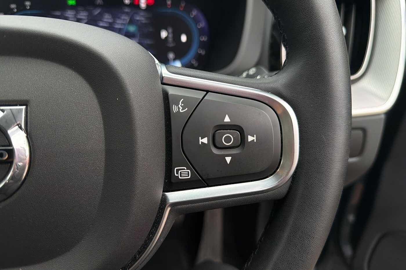 Used Volvo XC60 2022 for sale - 76415194: Photo 12