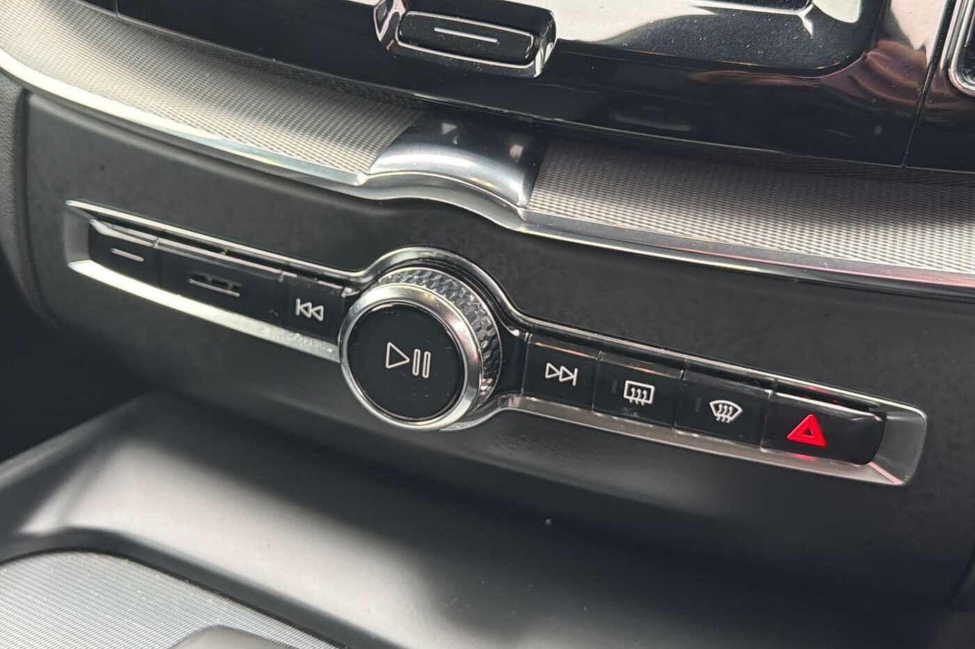 Used Volvo XC60 2022 for sale - 76415194: Photo 14