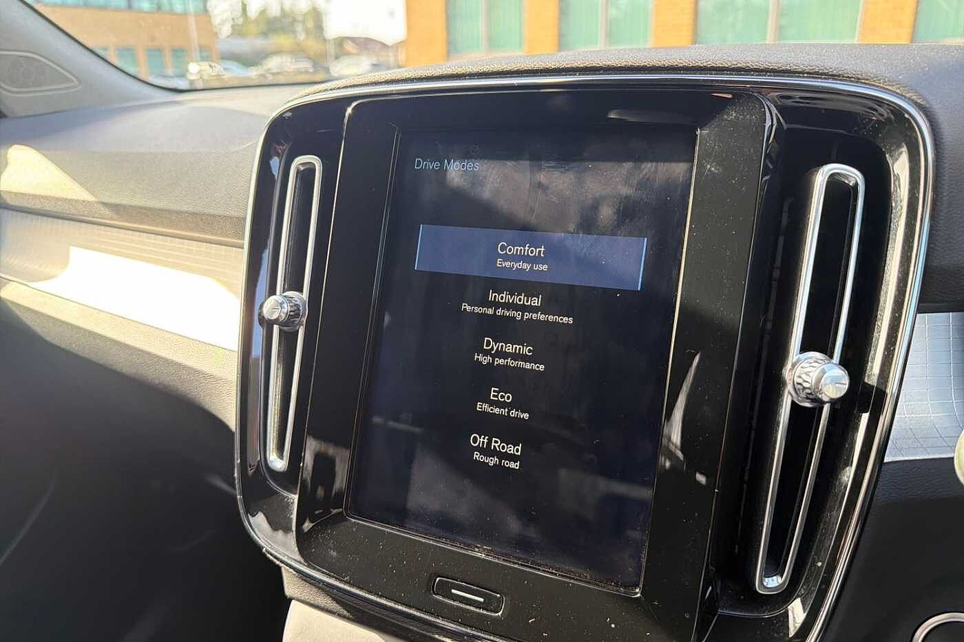 Used Volvo XC40 2019 for sale - 78055269: Photo 35