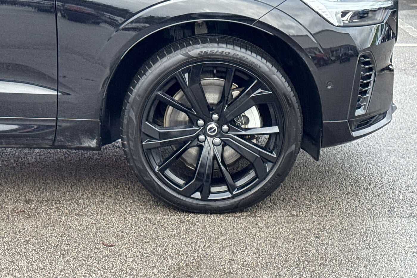 Used Volvo XC60 2025 for sale - 76834874: Photo 5