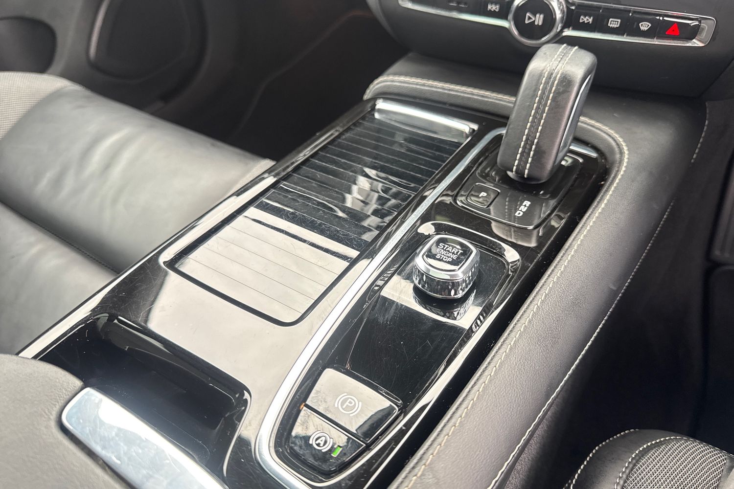 Used Volvo V60 2021 for sale - 76289855: Photo 13