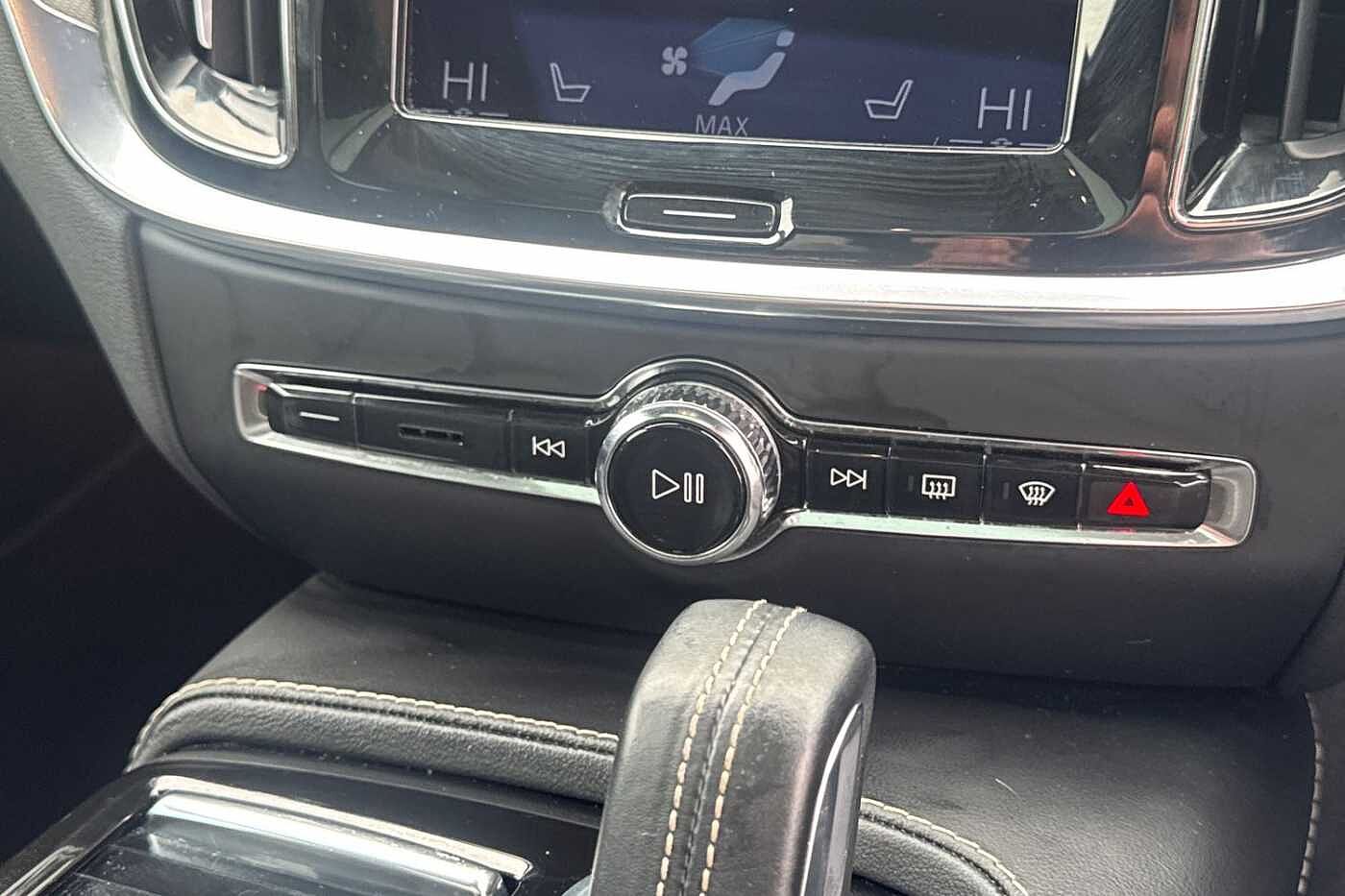 Used Volvo V60 2021 for sale - 76289855: Photo 14