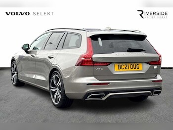 Used Volvo V60 2021 for sale - 76289855: Photo