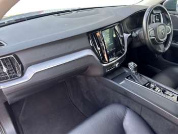 Used Volvo V60 2020 for sale - 74878807: Photo