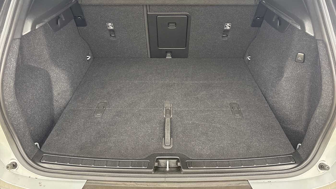 Used Volvo XC40 2025 for sale - 77848060: Photo 14