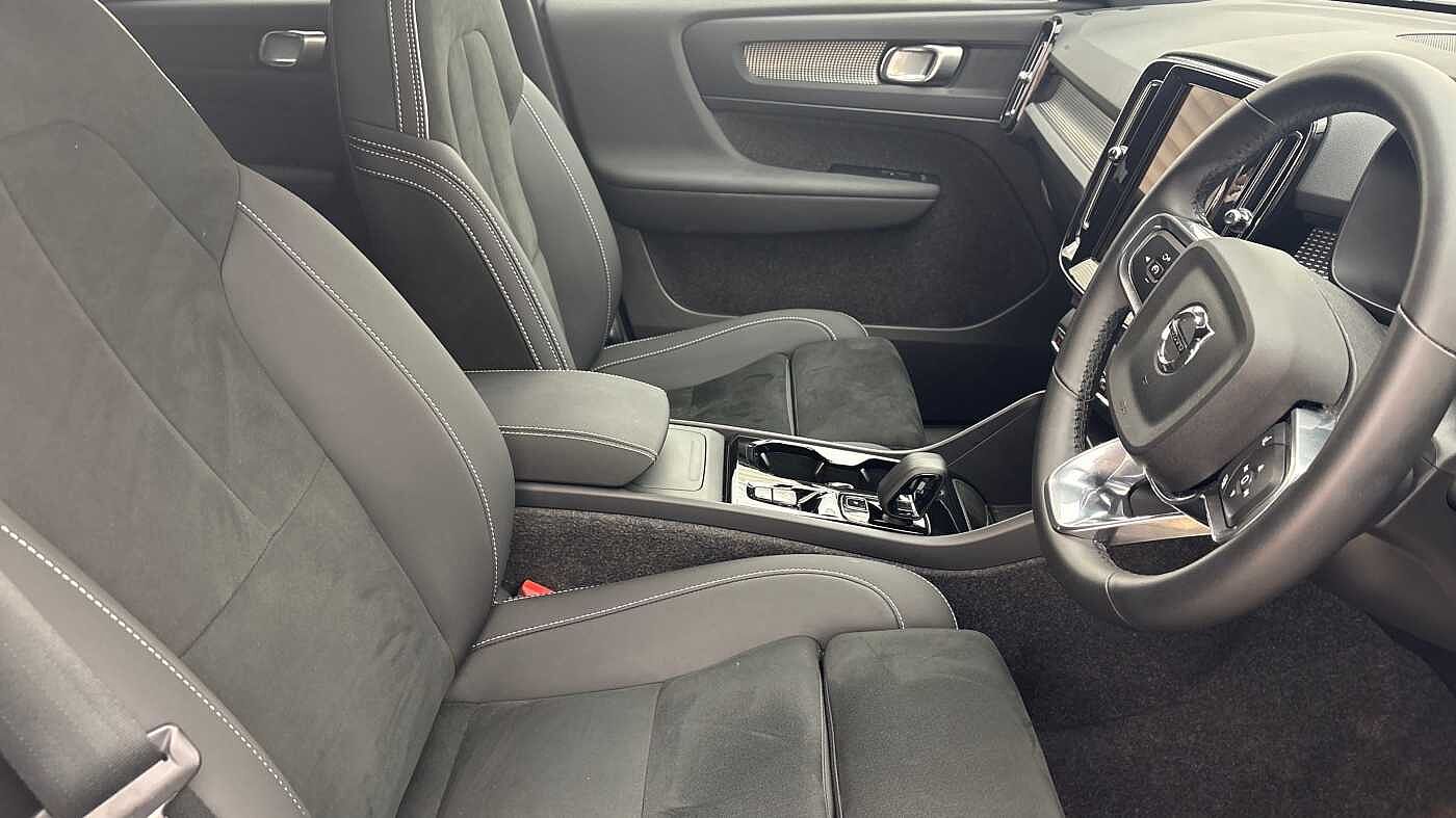 Used Volvo XC40 2025 for sale - 77848060: Photo 27