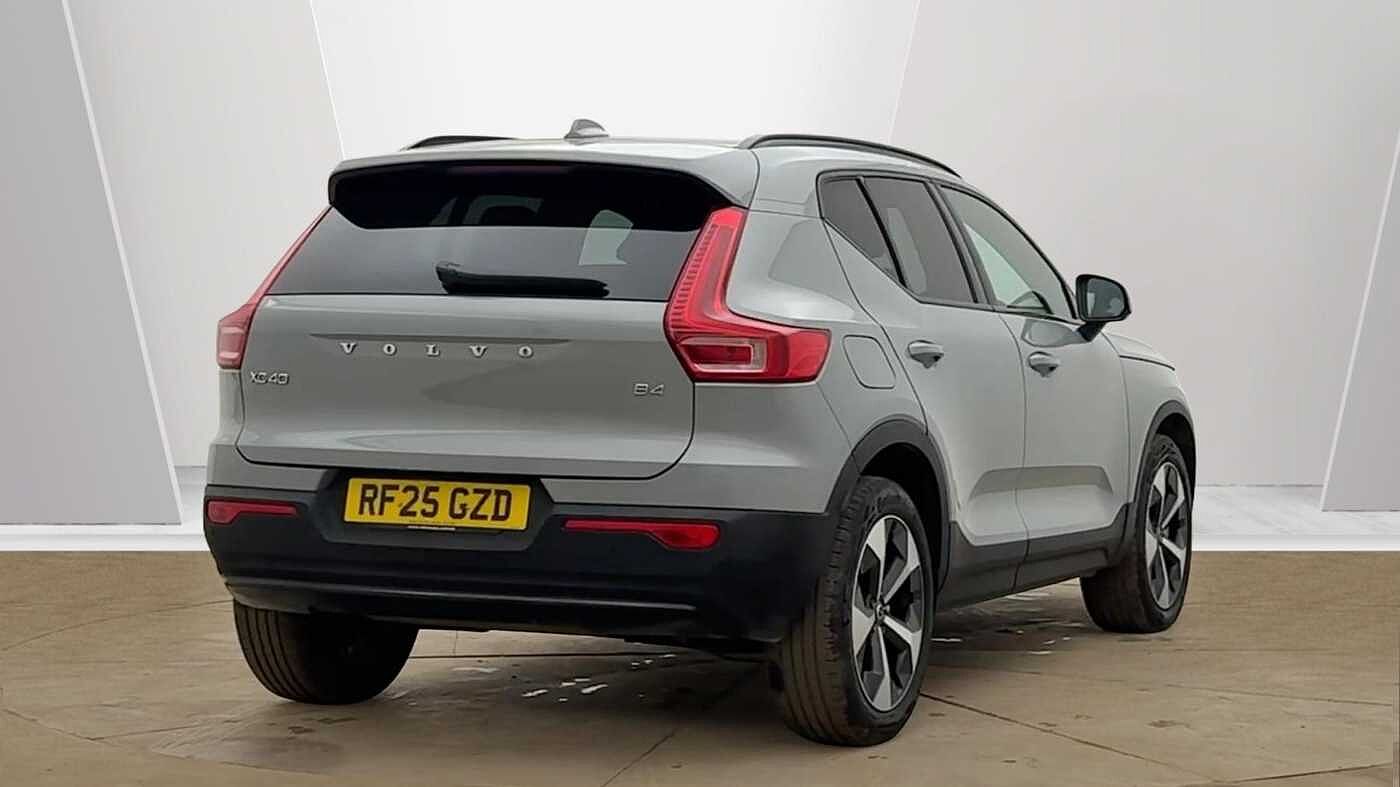 Used Volvo XC40 2025 for sale - 77848060: Photo 3