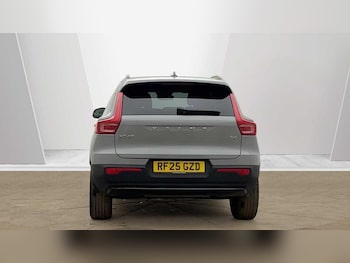 Used Volvo XC40 2025 for sale - 77848060: Photo