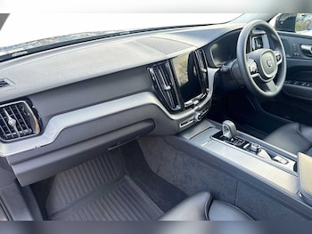 Used Volvo XC60 2022 for sale - 77556837: Photo