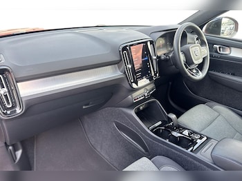 Used Volvo XC40 2022 for sale - 79381268: Photo