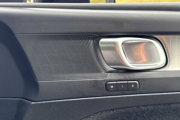 Used Volvo XC40 2024 for sale - 75467950: Photo 31