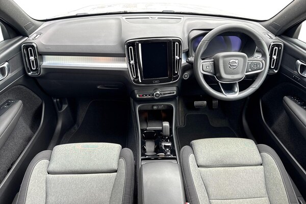 Used Volvo XC40 2024 for sale - 75467950: Photo 6