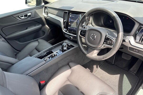 Used Volvo V60 2025 for sale - 75725983: Photo 10