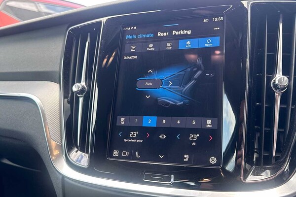 Used Volvo V60 2025 for sale - 75725983: Photo 23