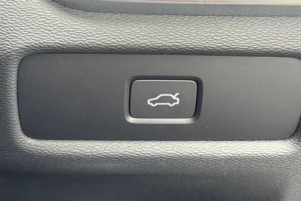 Used Volvo V60 2025 for sale - 75725983: Photo 29