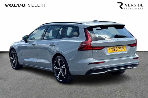 Used Volvo V60 2025 for sale - 75725983: Photo 3