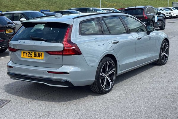 Used Volvo V60 2025 for sale - 75725983: Photo 40