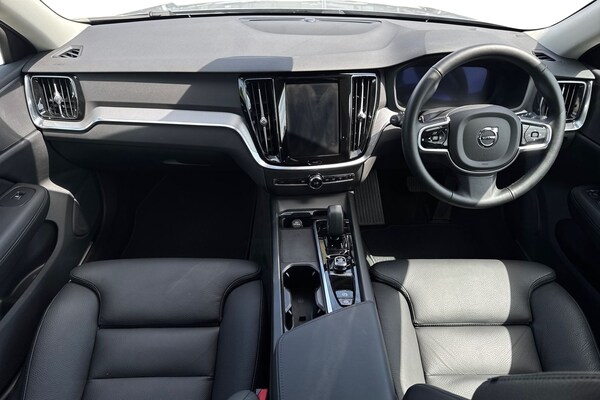 Used Volvo V60 2025 for sale - 75725983: Photo 6