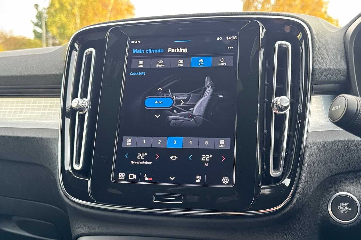 Used Volvo XC40 2022 for sale - 76302305: Photo 22