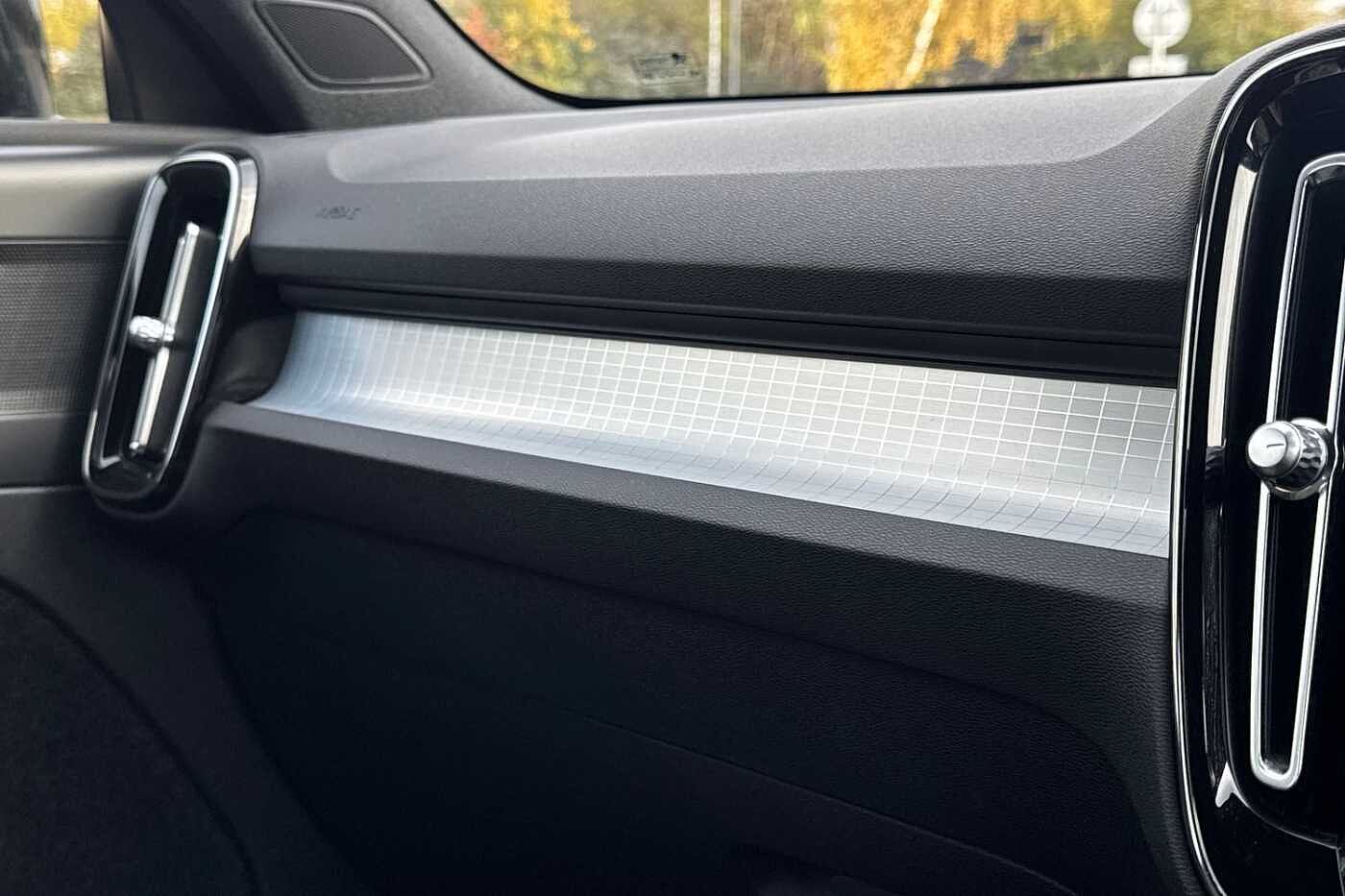 Used Volvo XC40 2022 for sale - 76302305: Photo 25