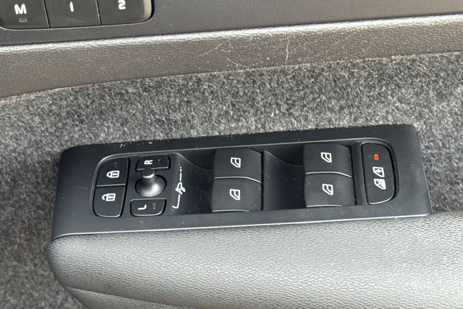 Used Volvo XC40 2022 for sale - 76302305: Photo 33