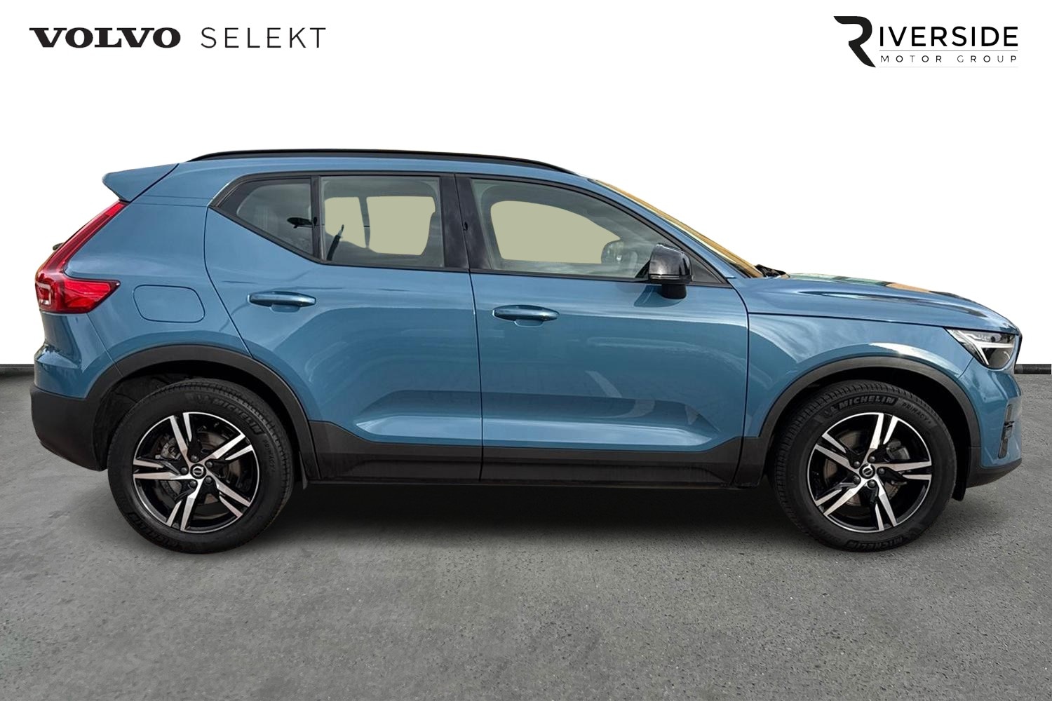 Used Volvo XC40 2022 for sale - 76302305: Photo 4