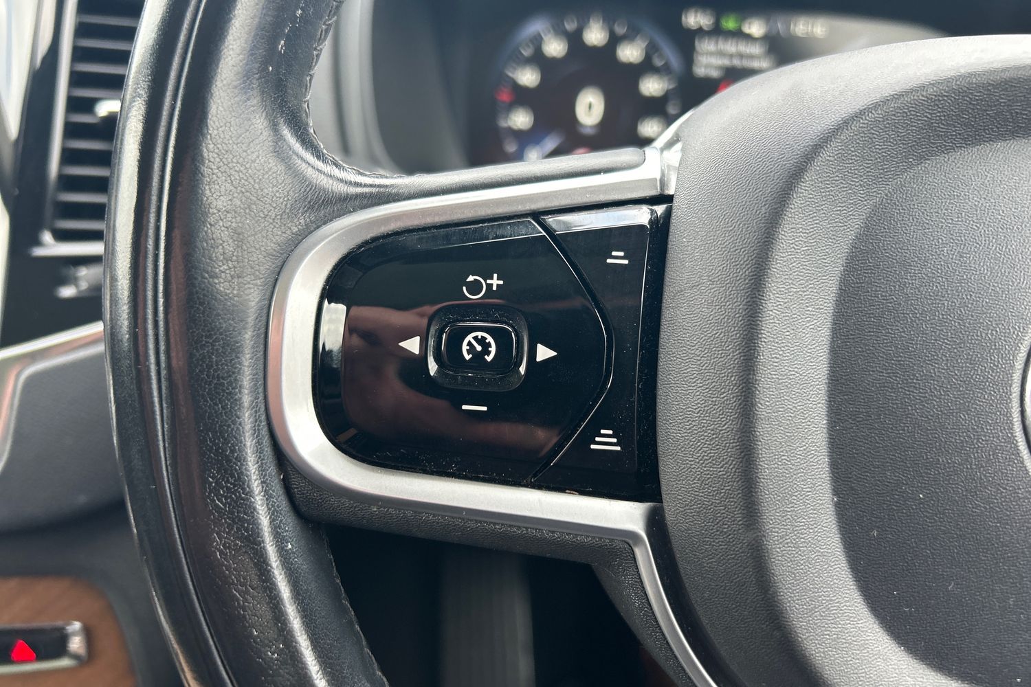 Used Volvo XC90 2018 for sale - 76130767: Photo 11