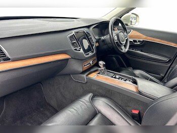 Used Volvo XC90 2018 for sale - 76130767: Photo