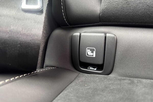 Used Volvo XC40 2025 for sale - 76221699: Photo 35