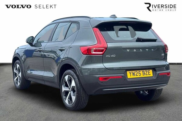 Used Volvo XC40 2025 for sale - 76221699: Photo 3