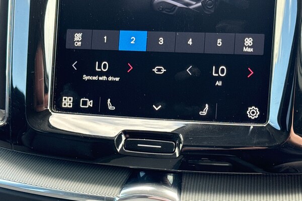Used Volvo XC60 2024 for sale - 75467438: Photo 23