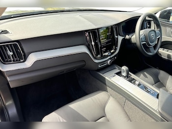 Used Volvo XC60 2024 for sale - 75467438: Photo