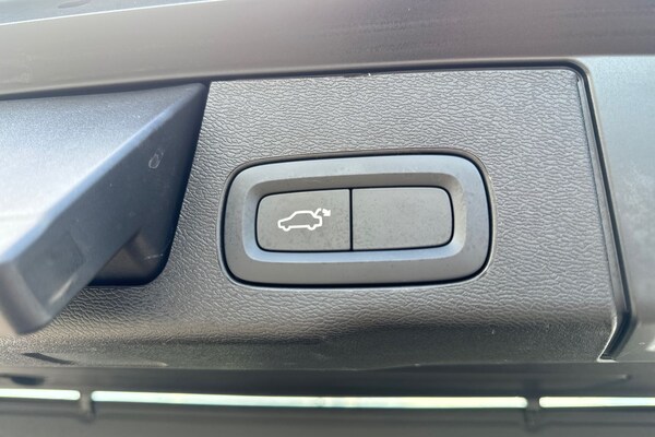 Used Volvo XC60 2024 for sale - 75467438: Photo 38