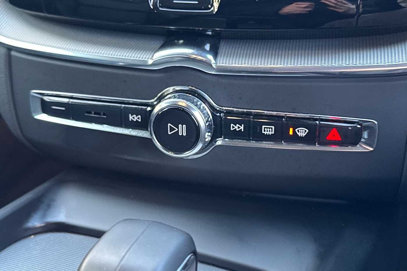 Used Volvo XC60 2022 for sale - 76630171: Photo 15