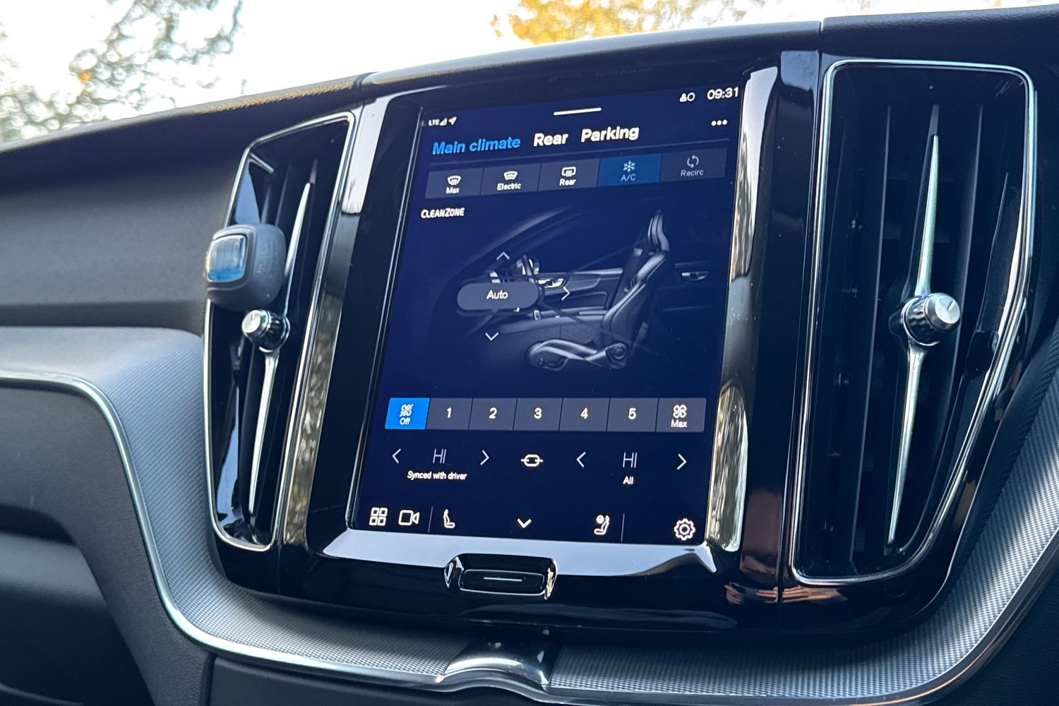 Used Volvo XC60 2022 for sale - 76630171: Photo 22