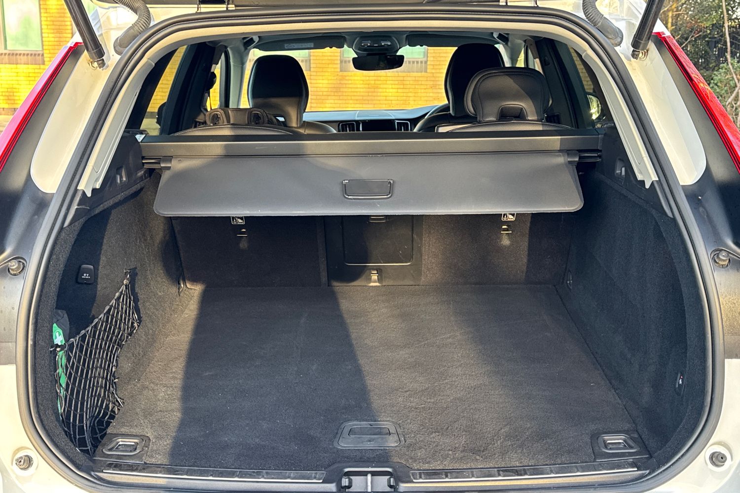 Used Volvo XC60 2022 for sale - 76630171: Photo 8