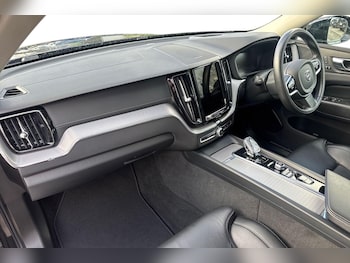 Used Volvo XC60 2021 for sale - 77449800: Photo