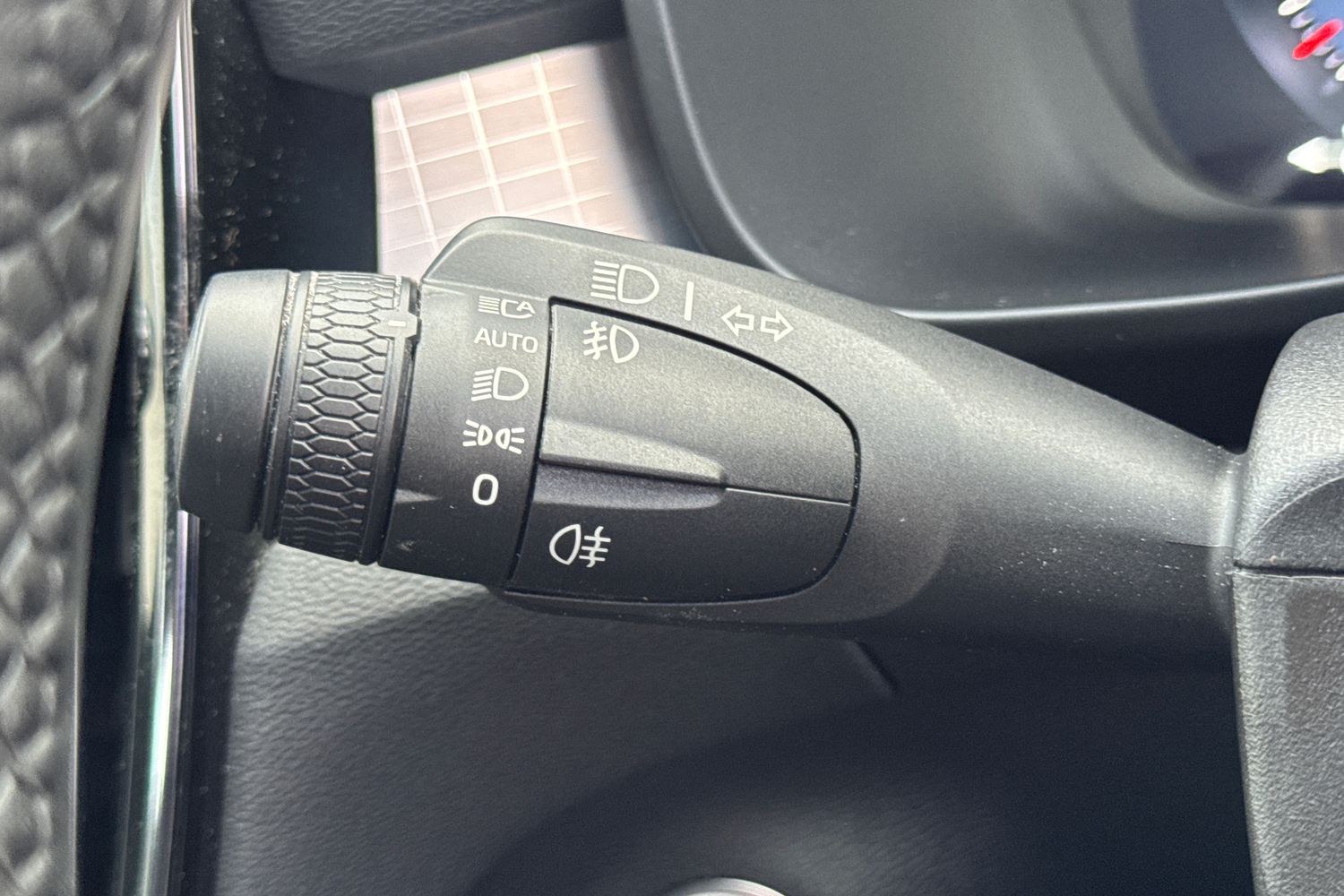 Used Volvo XC40 2022 for sale - 77127469: Photo 34