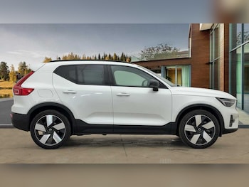 Used Volvo XC40 2022 for sale - 77274116: Photo