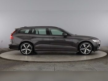 Used Volvo V60 2022 for sale - 79161952: Photo