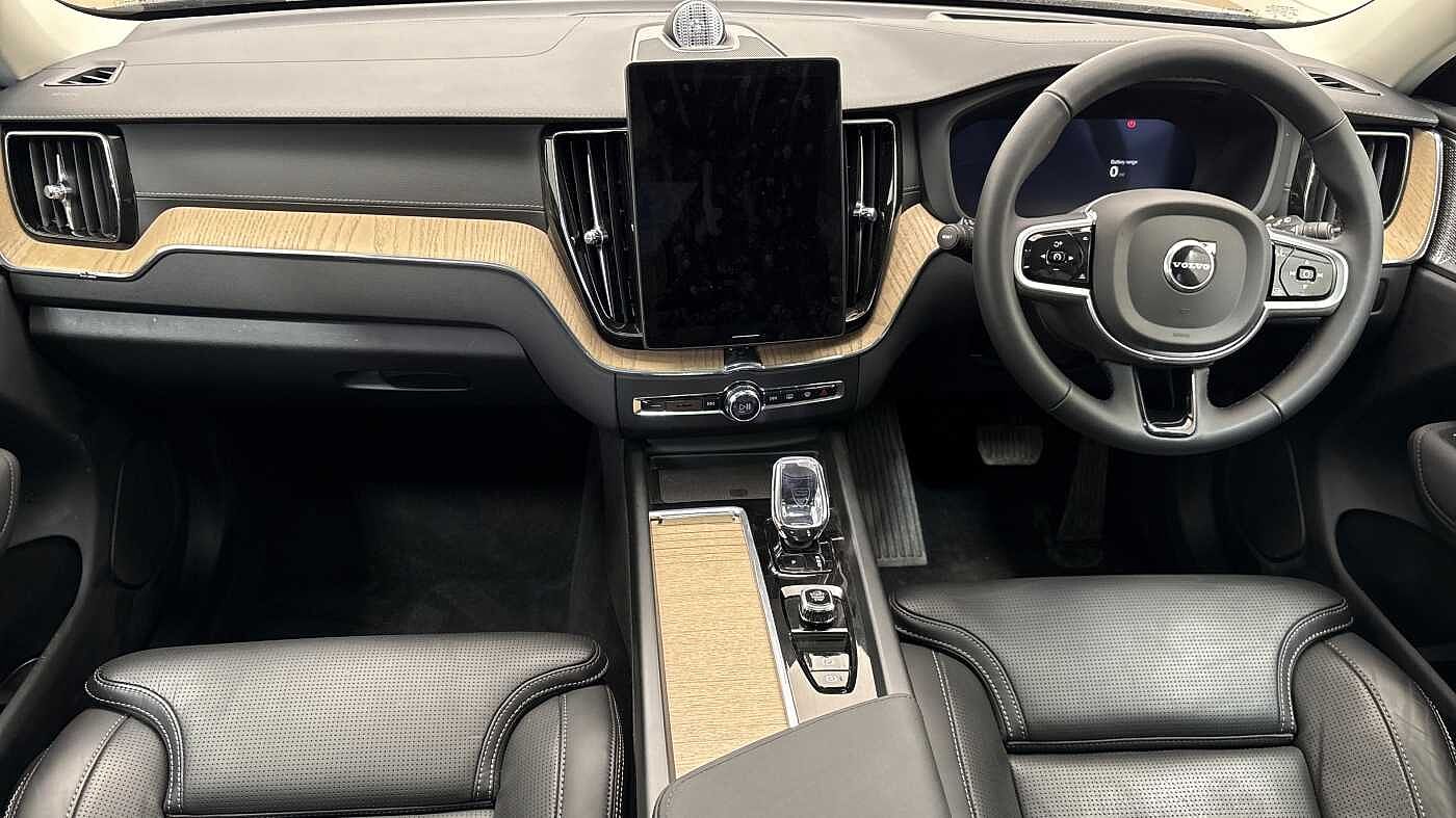 Used Volvo XC60 2025 for sale - 77702716: Photo 10