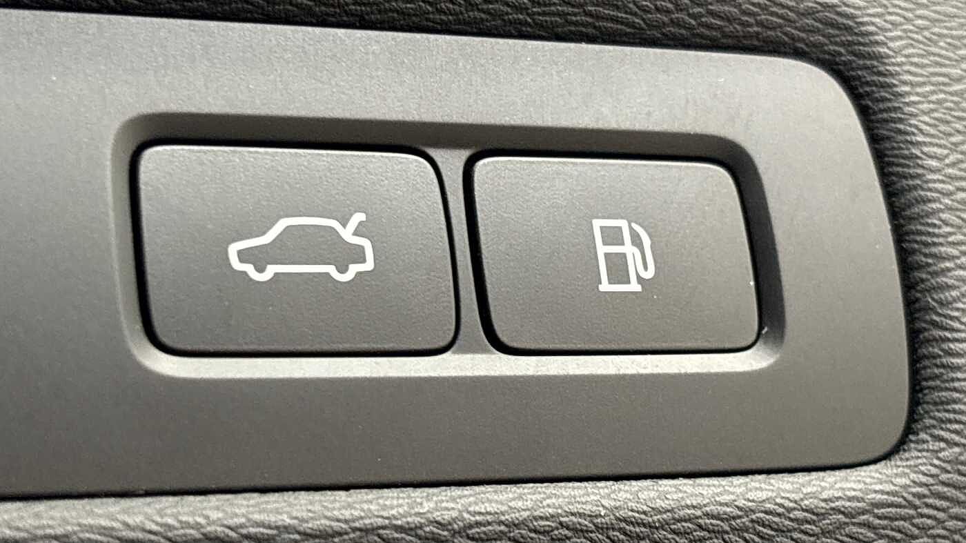 Used Volvo XC60 2025 for sale - 77702716: Photo 30