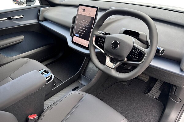 Used Volvo EX30 2025 for sale - 75467587: Photo 10