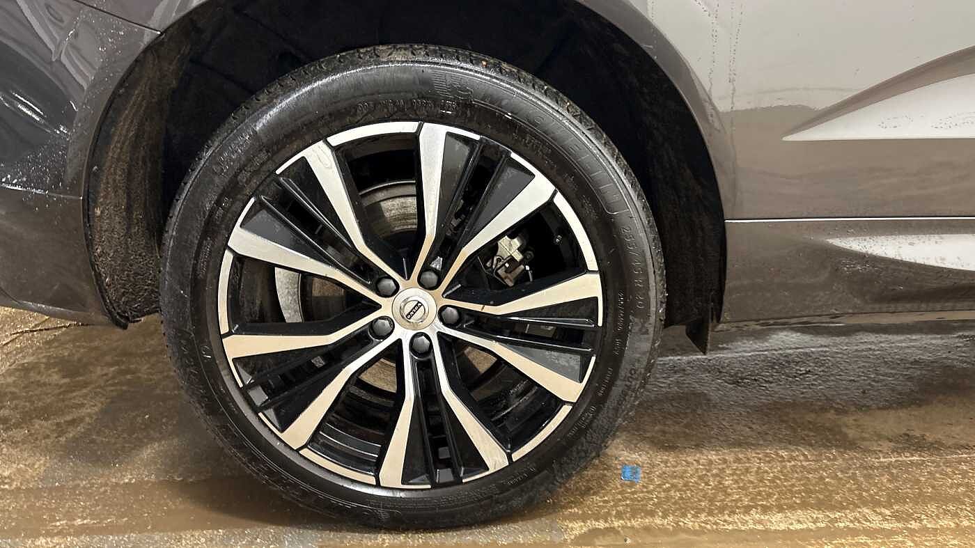 Used Volvo XC60 2023 for sale - 78055268: Photo 4