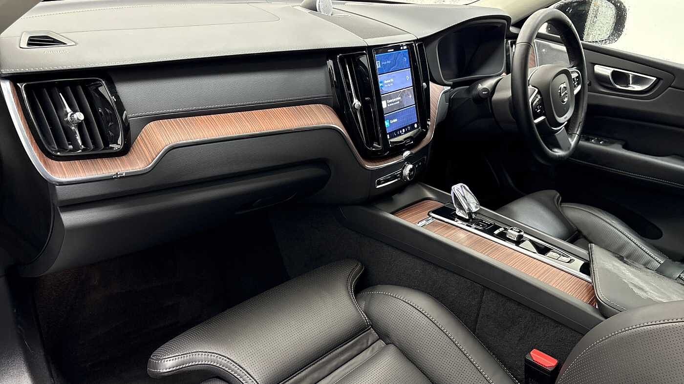 Used Volvo XC60 2023 for sale - 78055268: Photo 6