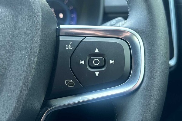 Used Volvo XC40 2024 for sale - 75467191: Photo 12